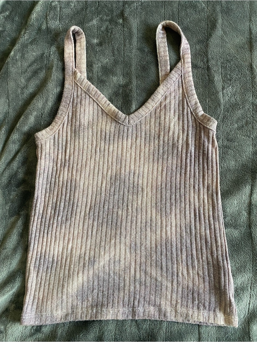 American Eagle Soft & Sexy Ribbed V-Neck Women's Tank Top in Gray Purple Tie Dye
